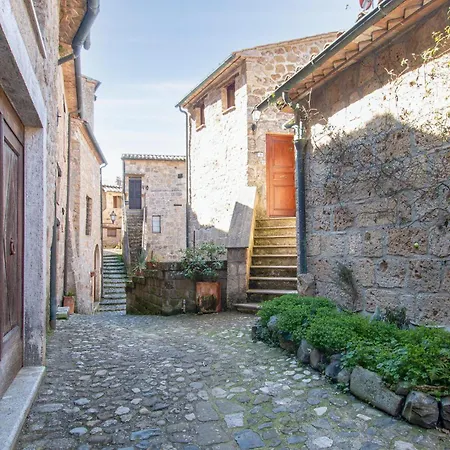 1 Bedroom Beautiful In